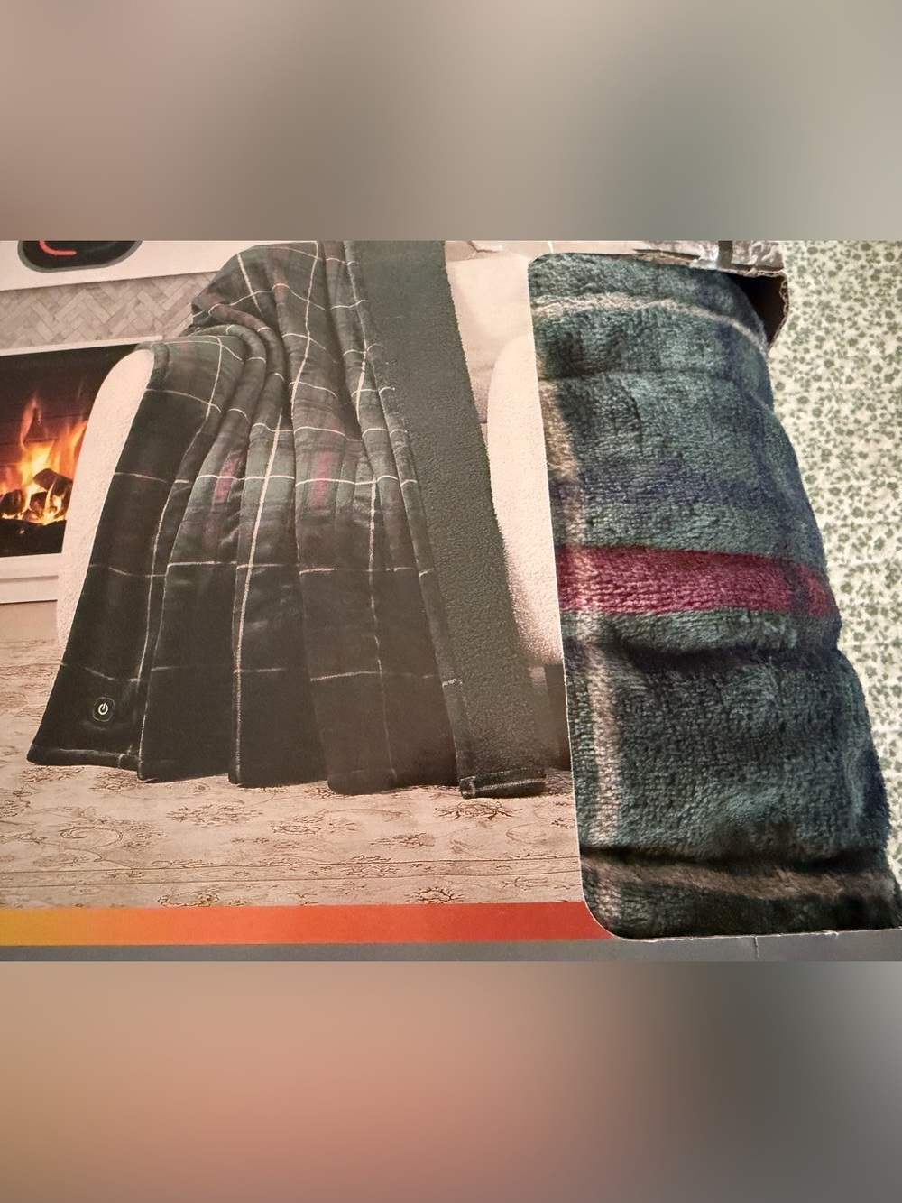 Berkshire Heated Throw - Velvetloft Plush Reverse to High Pile Fleece - NWT - Picture 2 of 7